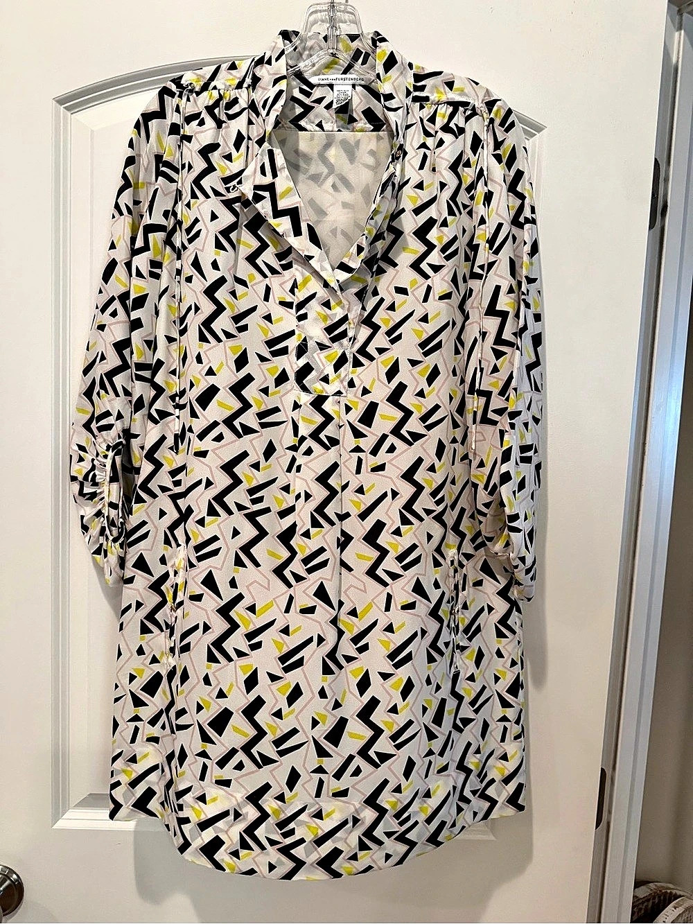 DVF Diane von Furstenberg Bairly Louche 100% Silk Dress With Removable Belt Sash